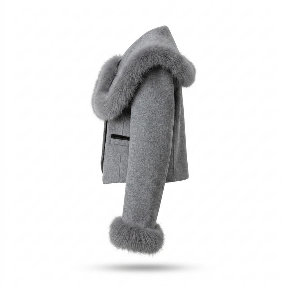 Nobleman Code - Zezel | Kurzgeschnittene Pelzbesetzte Jacke Damen